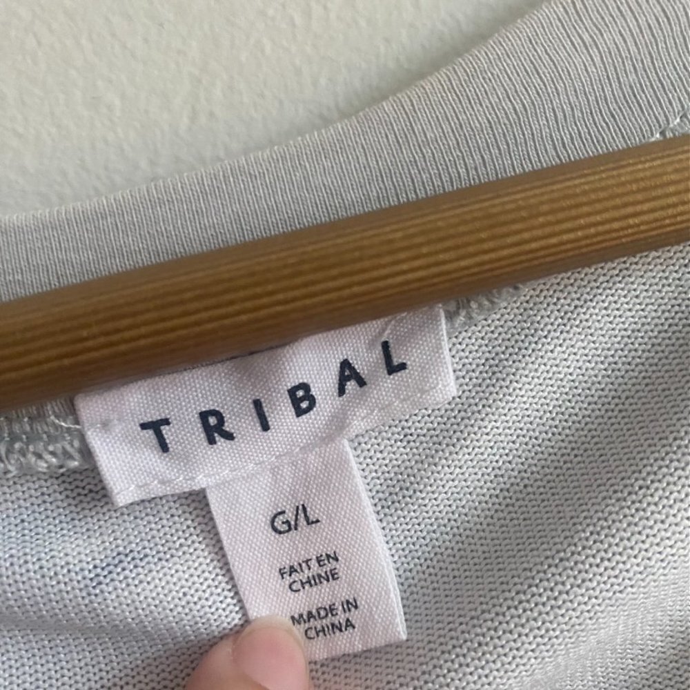 Tribal Floral Top - Picture 6 of 9
